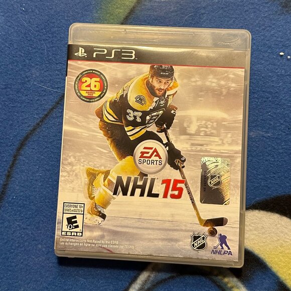 NHL 15 (2014, PlayStation 3 – EA Sports) - Picture 1 of 3